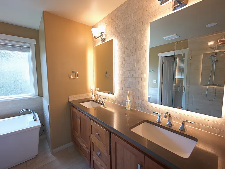 3438 NE Marion Ln — Photo 21