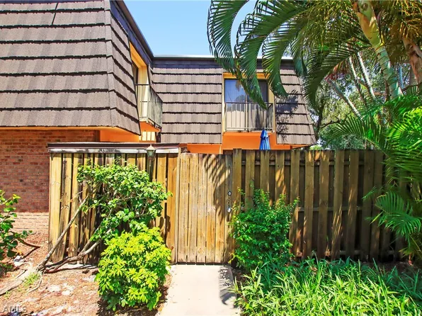 12363 Woodrose Ct APT 4, Fort Myers, FL 33907