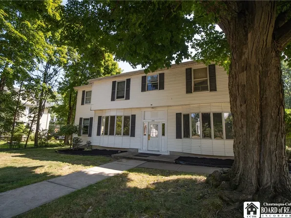 185 Central Ave, Fredonia, NY 14063