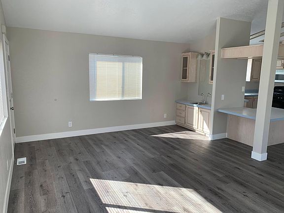 5th image of 714 Fleetwood Dr