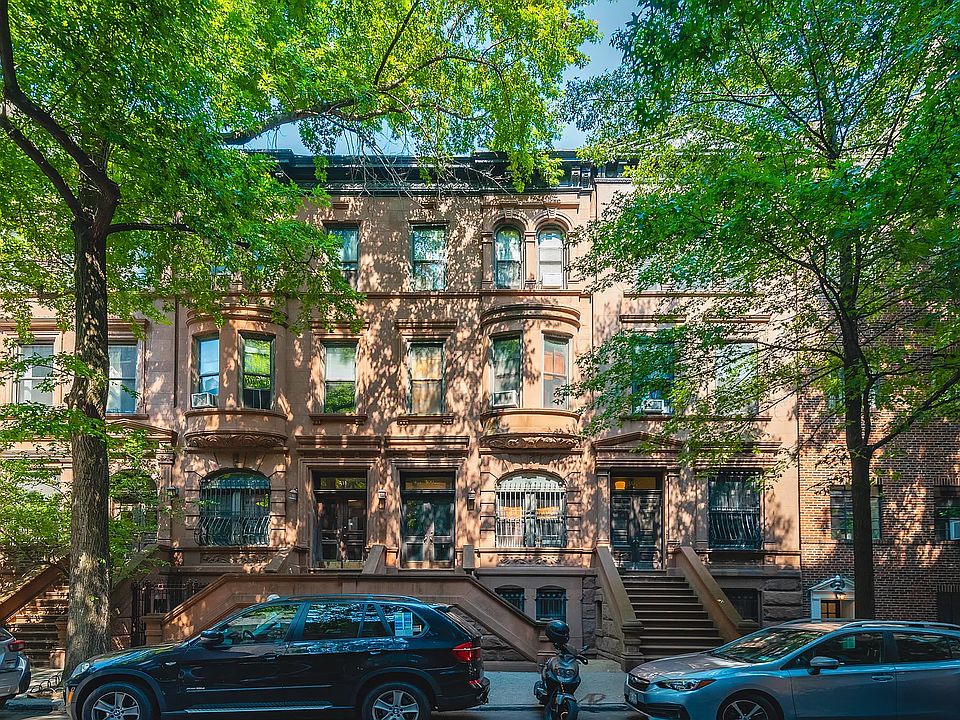 1st image of 309 W 87th St