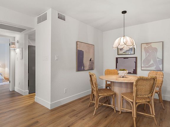 4th image of 8649 E ROYAL PALM Road #213