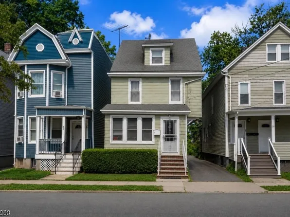 27 Cummings St, Irvington Twp., NJ 07111