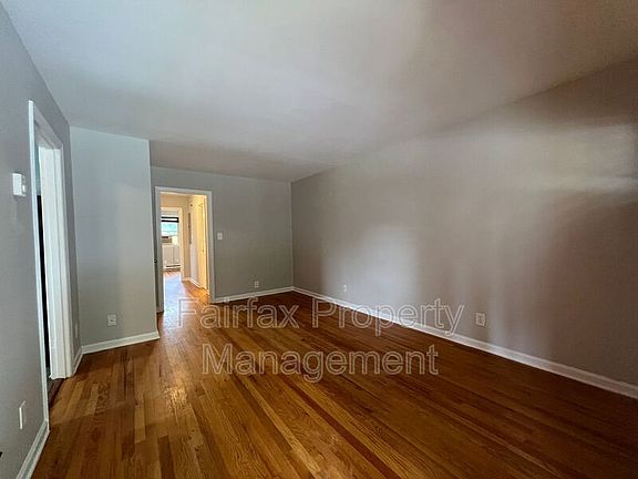 2nd image of 1931 Morehead Ave