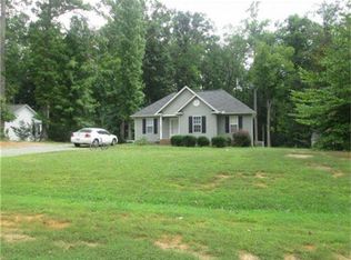 6668 Beaver Ridge Ct, Snow Camp, NC 27349