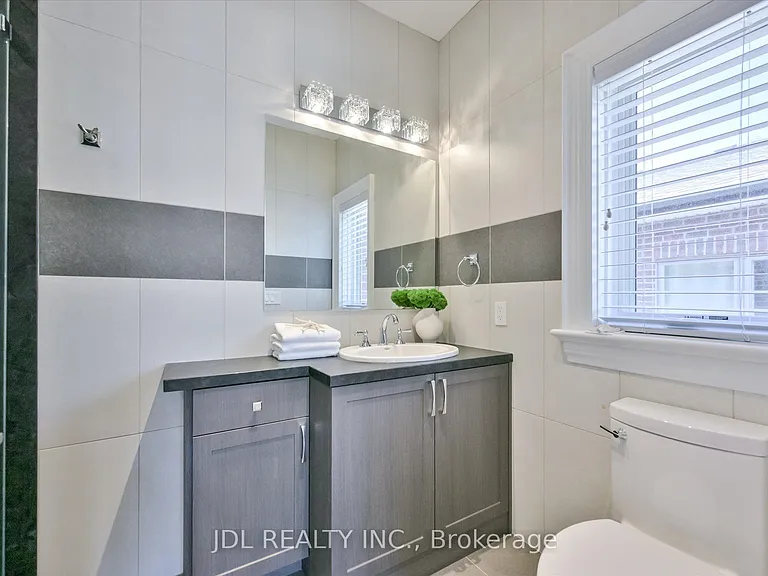 38A Doverwood Ct — Photo 34