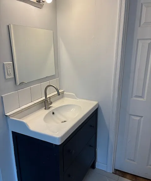 1110 N St — Photo 13
