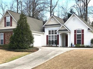 4304 Live Oak Dr, Auburn, AL 36830