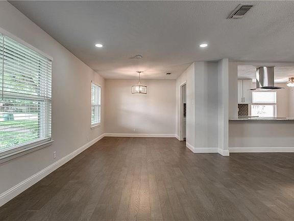 4th image of 6144 Walla Ave