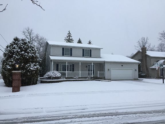 3rd image of 600 Victorian Woods Ct