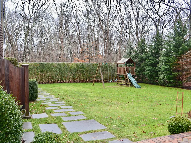 Briarcroft Dr — Photo 6