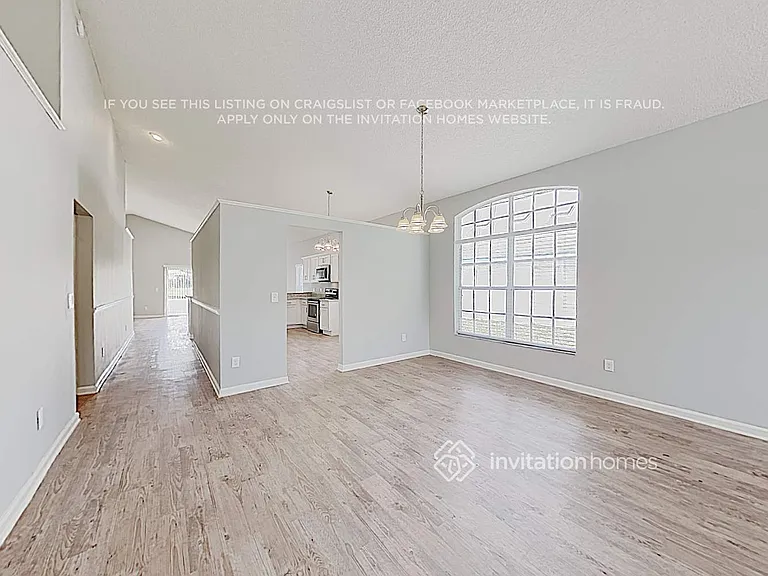 322 Lexingdale Dr — Photo 4