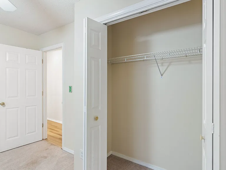 4591 Scarlet Dr — Photo 16