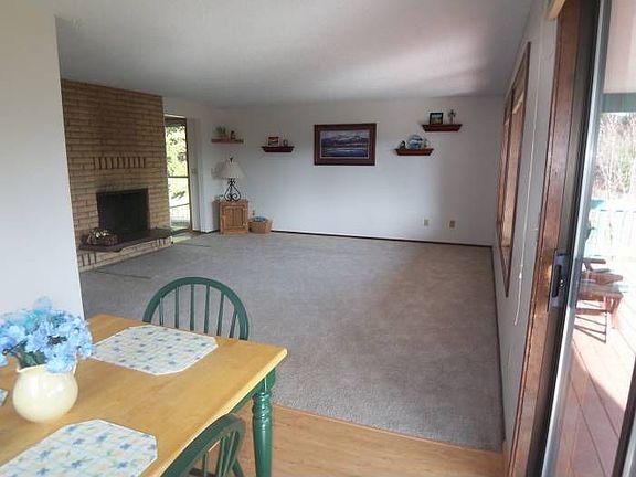 2nd image of 31 Rockwood Dr