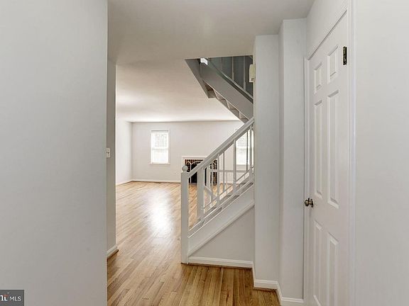 2nd image of 629 N Abington St