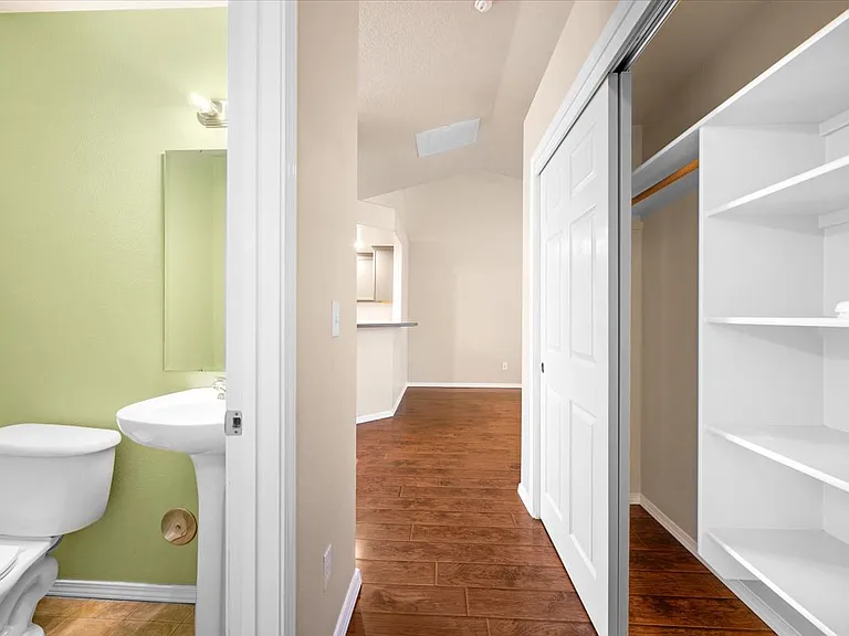 3685 S Creekwood Way — Photo 16