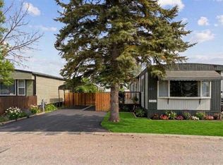 6220 17th Ave SE #281, Calgary, AB T2A 0W6