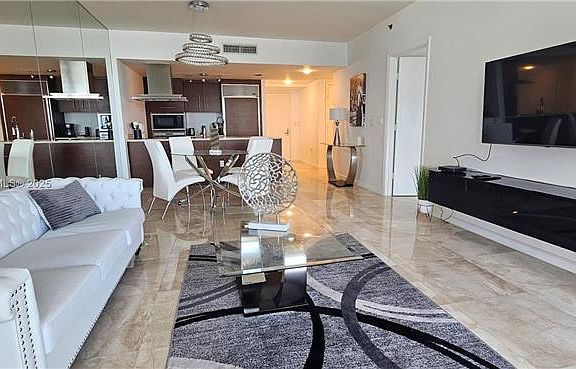 4th image of 495 Brickell Ave Floor A11798462