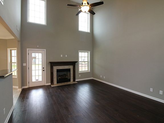 5th image of 148 Chalet Hls Lot 148