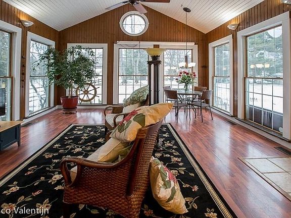 3rd image of 53560 Baywater Pl