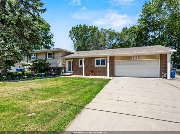 2366 S Ridge Rd, Green Bay, WI 54304