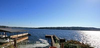 5th image of 15746 Beach Dr NE