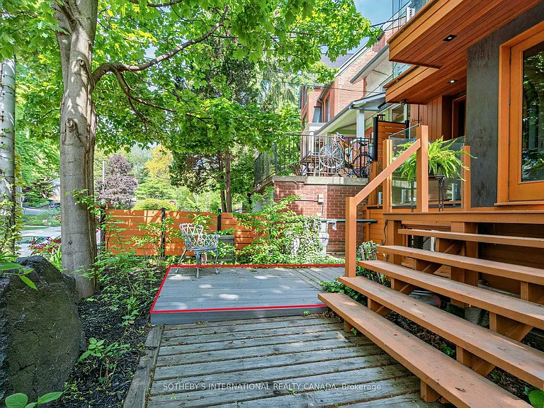 30 Regal Rd — Photo 3