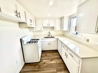 3102 Bagley Ave., Los Angeles, CA 90034