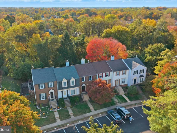 14329 Little Rocky Mountain Ct, Centreville, VA 20120