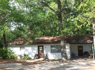 127 N Johnson St, Lyons, GA 30436