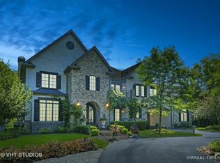 950 Benson Ln, Libertyville, IL 60048