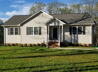 256 Tower Hill Rd, appomattox, VA 24522
