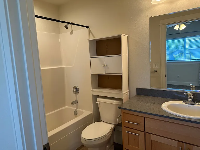 2521 Justine Ln — Photo 20