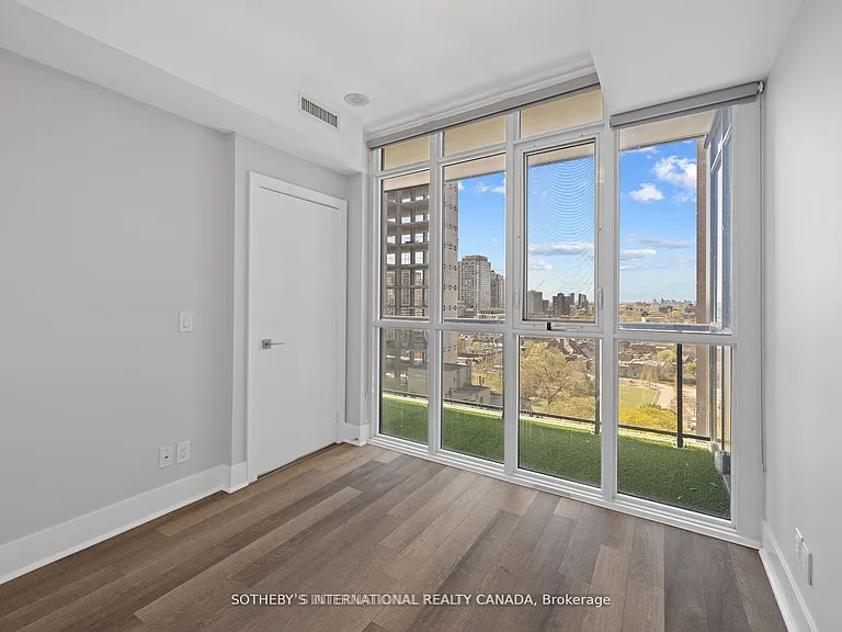 32 Davenport Rd #1508 — Photo 13