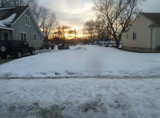 23225 Hayes Rd, Eastpointe, MI 48021