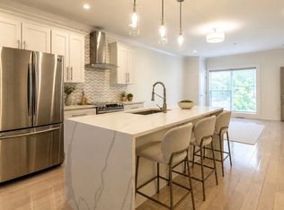 631 Florida Ave NE #B, Washington, DC 20002