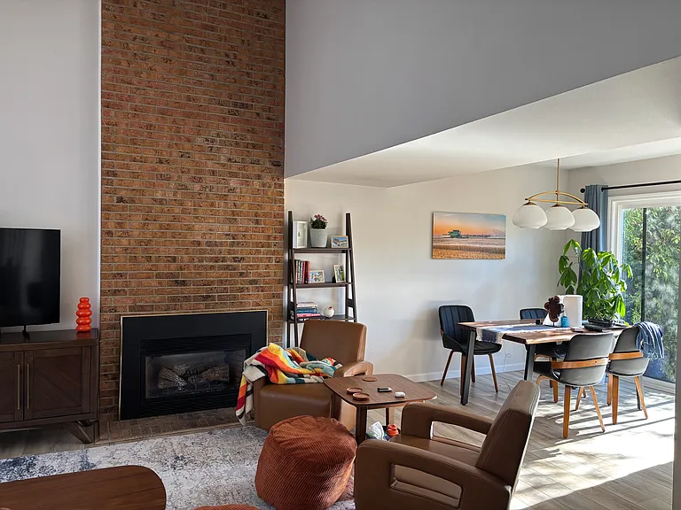 118 Ponderosa St — Photo 3