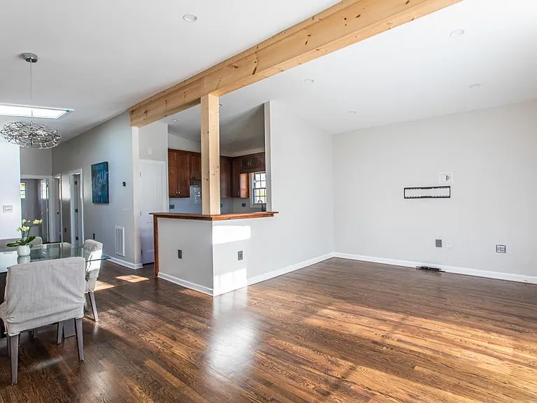 2628 Brook Park Way — Photo 8