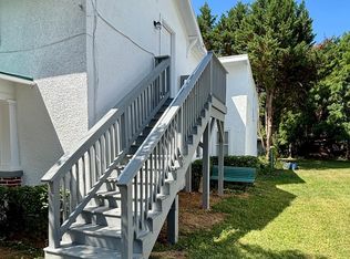 400 E Liberty St #B, Charles Town, WV 25414