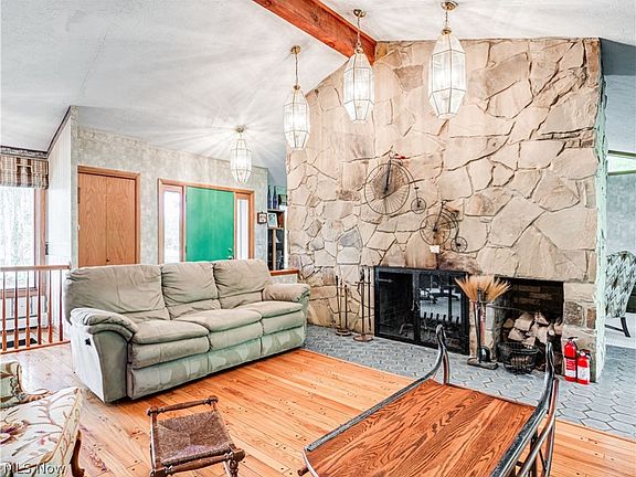 5th image of 4674 Walena Dr
