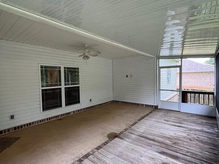 112 Bellwood Trl — Photo 19