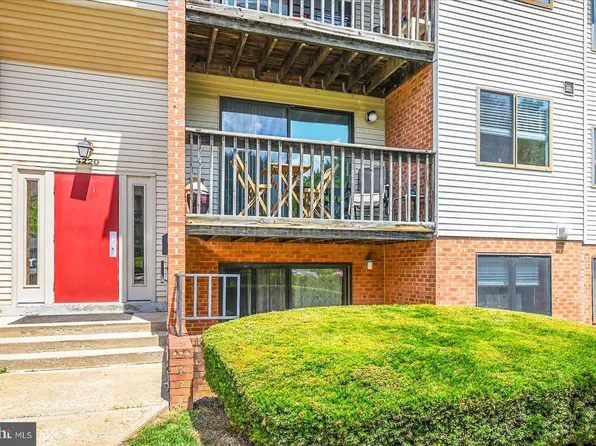 4220 Crystal Ct Unit 2D, Hampstead, MD 21074