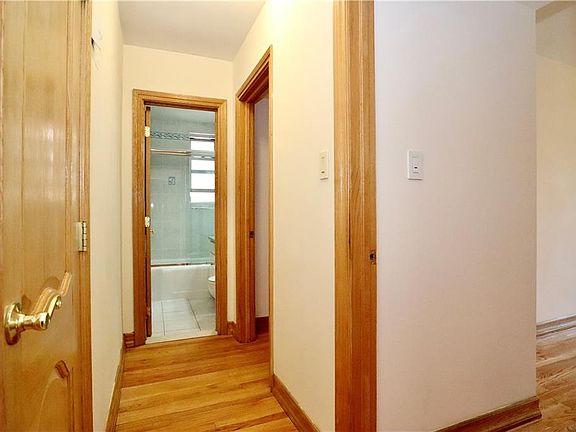 5th image of 2514 E 7th St APT 4A