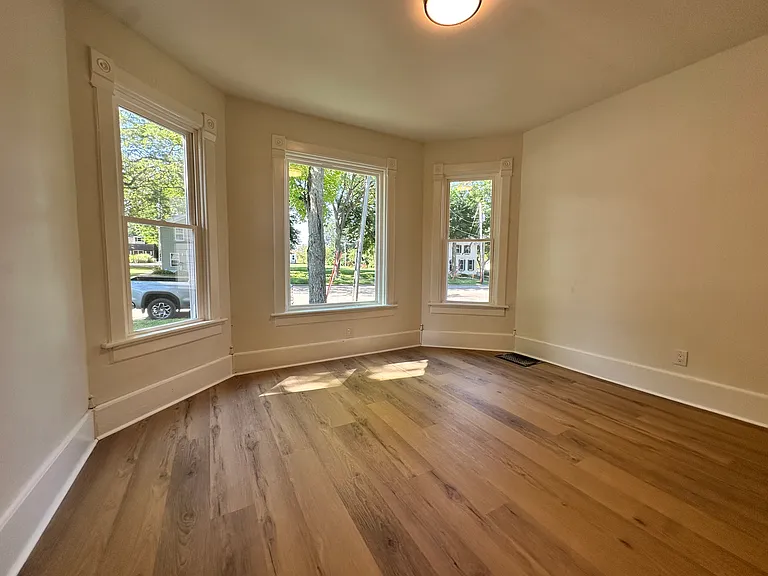 59 E Walworth Ave #1 — Photo 9