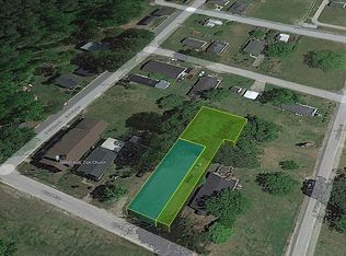 Broad Ave, Stantonsburg, NC 27883