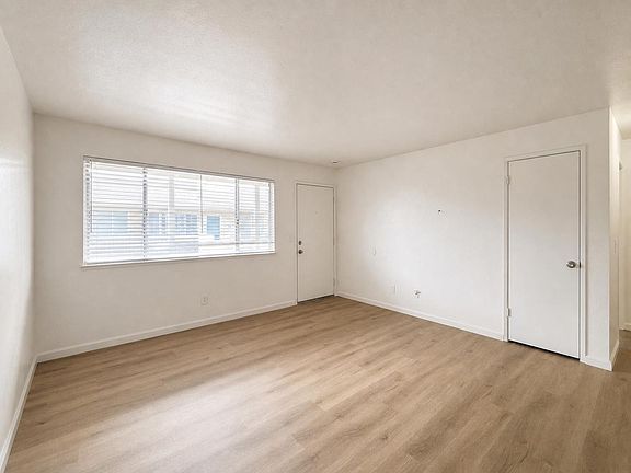 5th image of 1231 Garner Ave #E