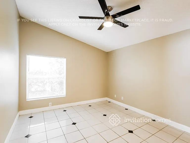 18466 NW 22nd St — Photo 11