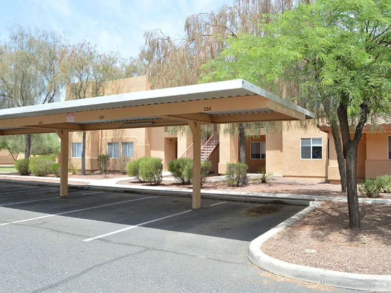 Cholla Ranch Apartments — Photo 12