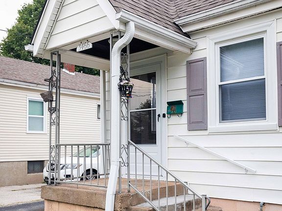 2nd image of 3466 Charlack Ave