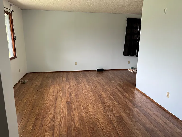 1253 Lakewood Rd N — Photo 13